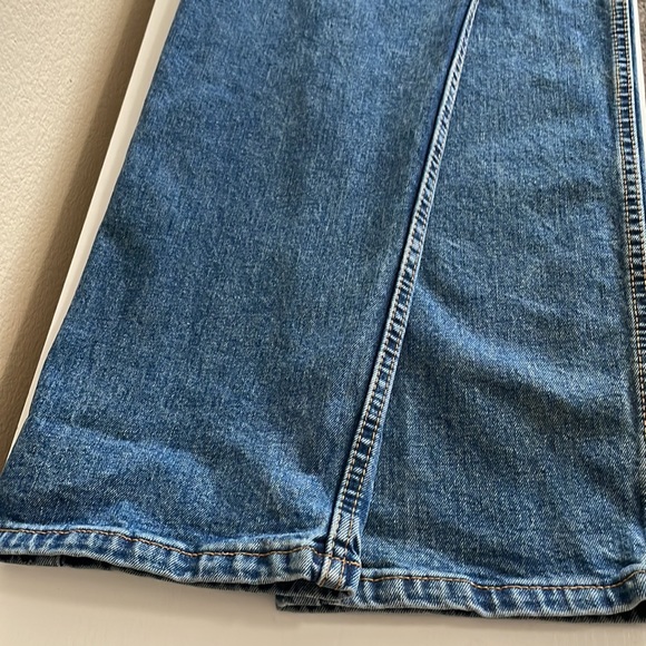 Levi’s. Washed and dried once. Blue. 505 31 waists 30 length. - Picture 8 of 14
